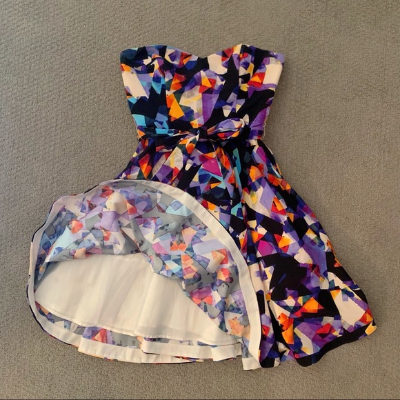 AKIRA Fun Geometric Graphic Strapless Boned Bodice Fit and Flare Dress - Picture 2 of 5